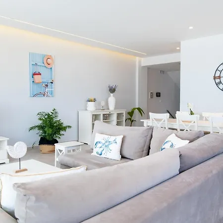 Apartment Deluxe House *