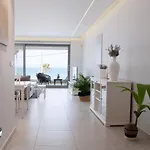 Deluxe House *