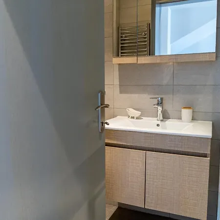 Deluxe House דירה